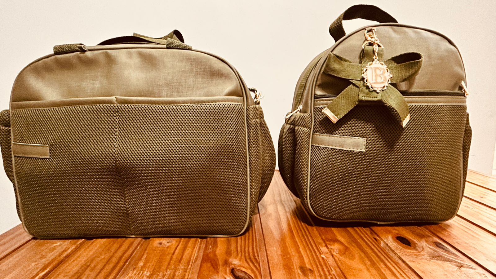 KIT Maternidade Classic Verde Oliva com Bolsa Maternidade G
